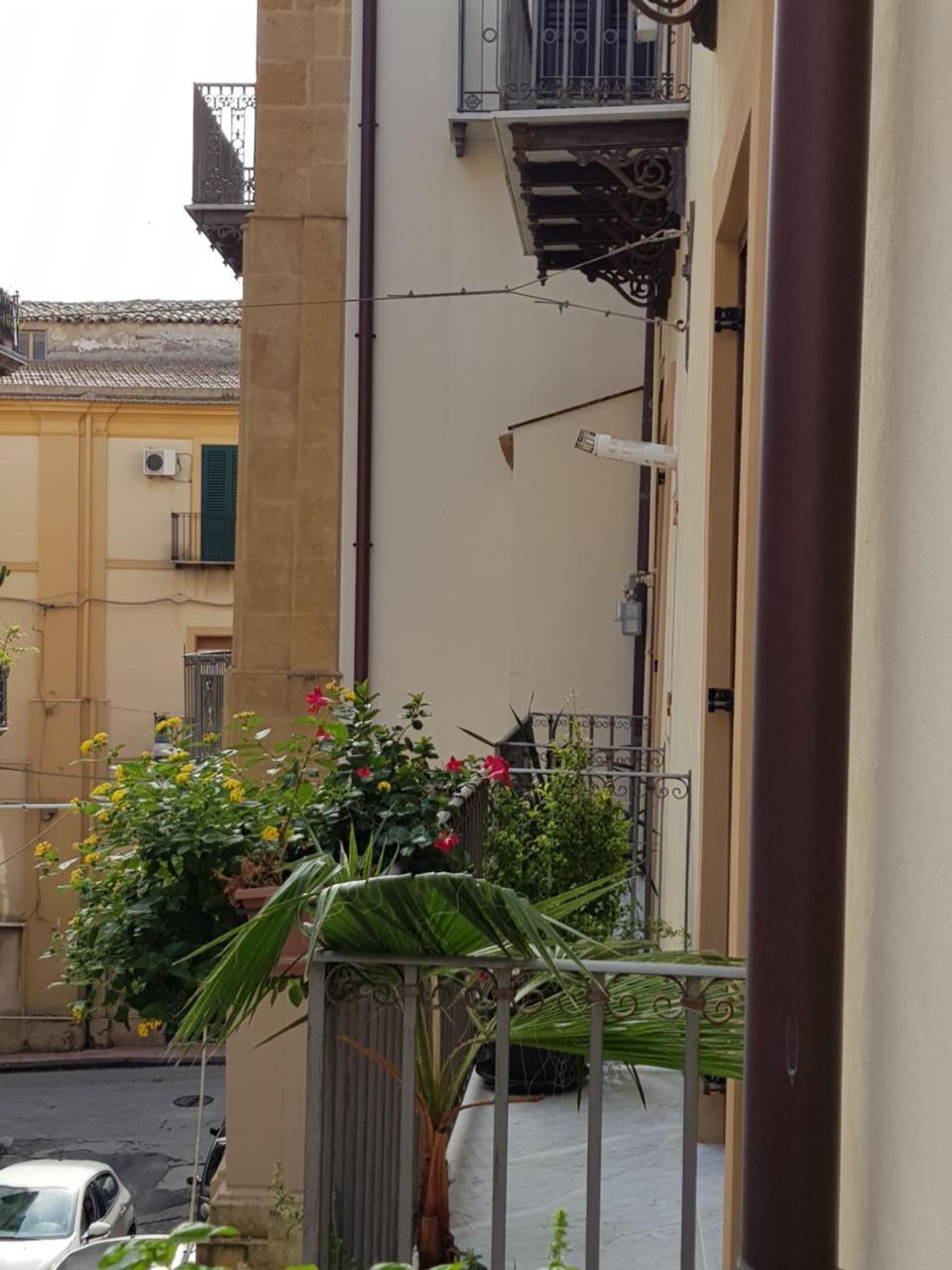 Casa Coccinella Bed and Breakfast Caltanissetta Buitenkant foto